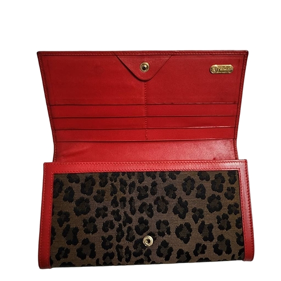 Authentic FENDI leopard pattern canvas leather bifold wallet - Picture 4 of 7